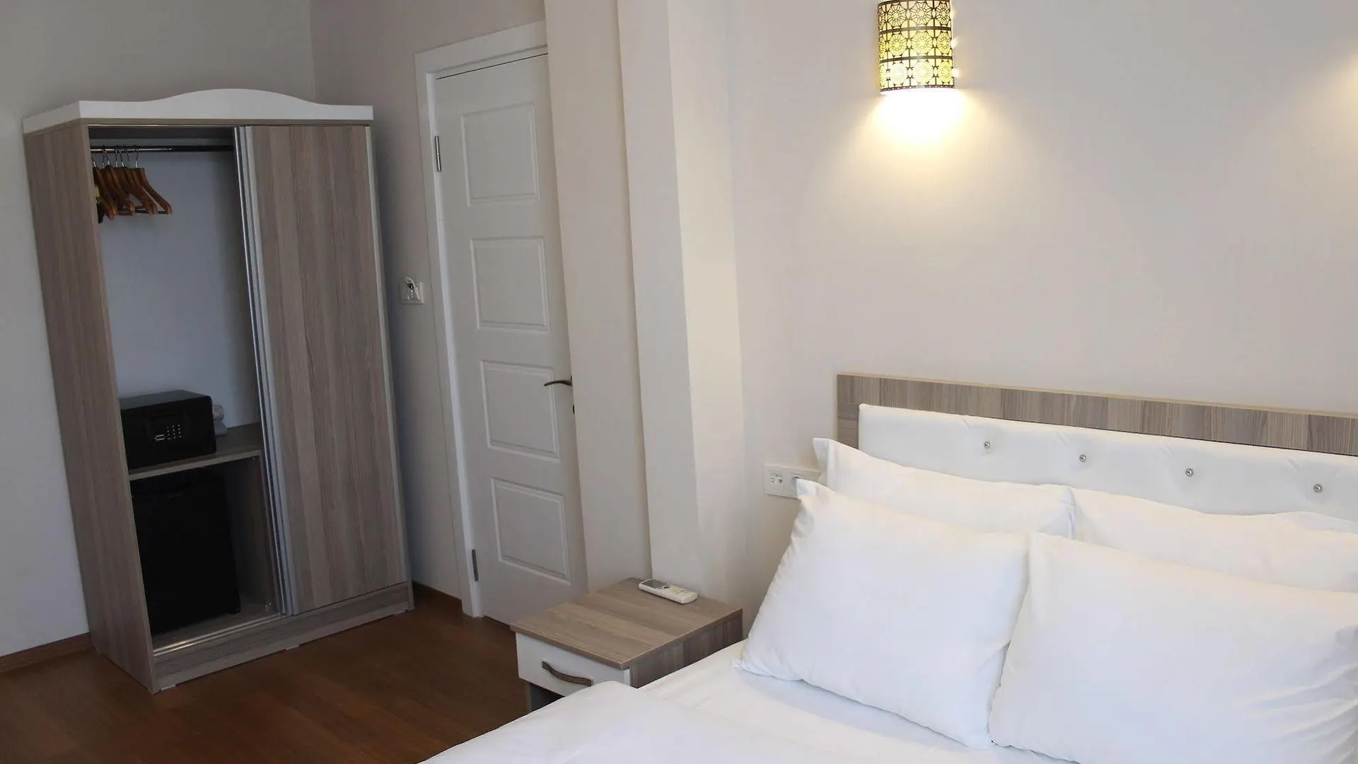 Ararat Hotel Istanbul 2*,  Turkey